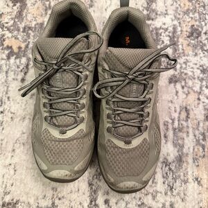 Merrell Women's Gray Athletic Shoes